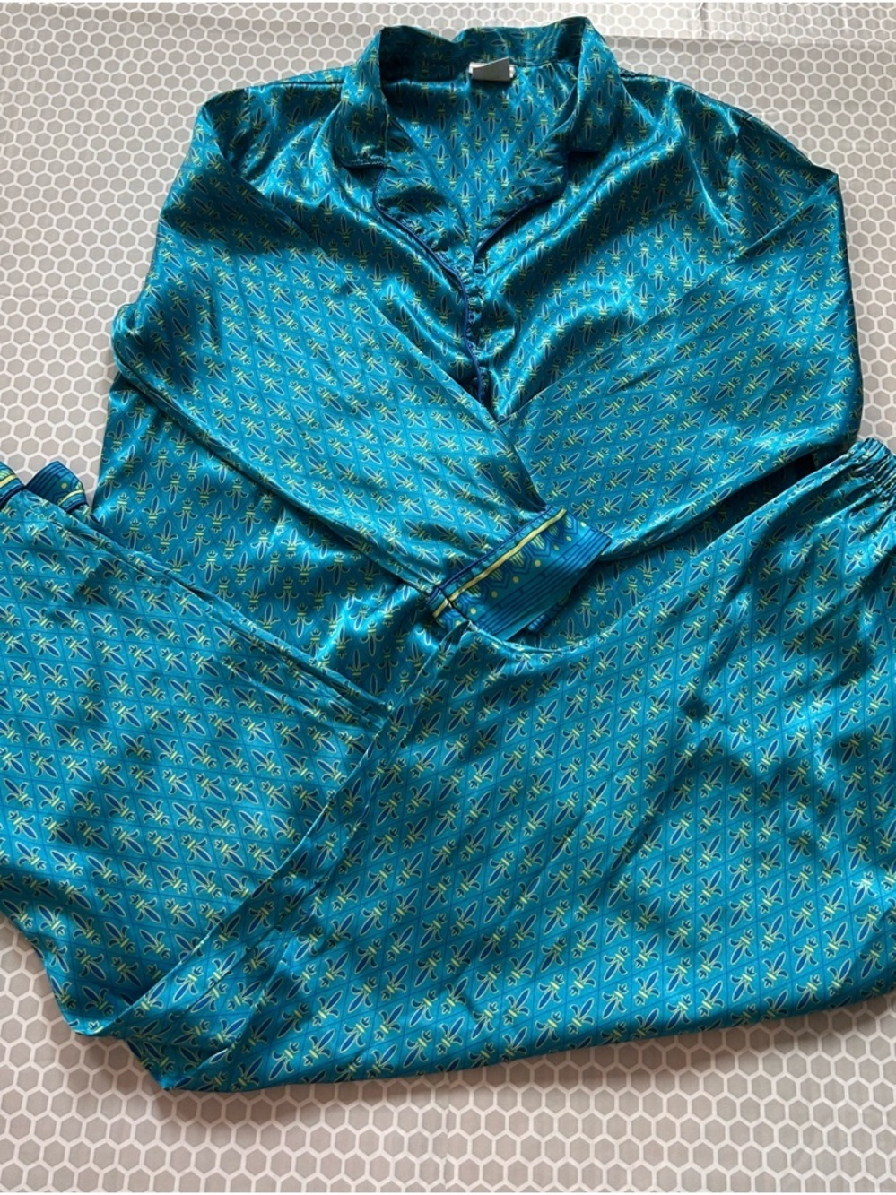 Secret Treasures Teal Satin Pajama Set with Gold Accent Print Size L